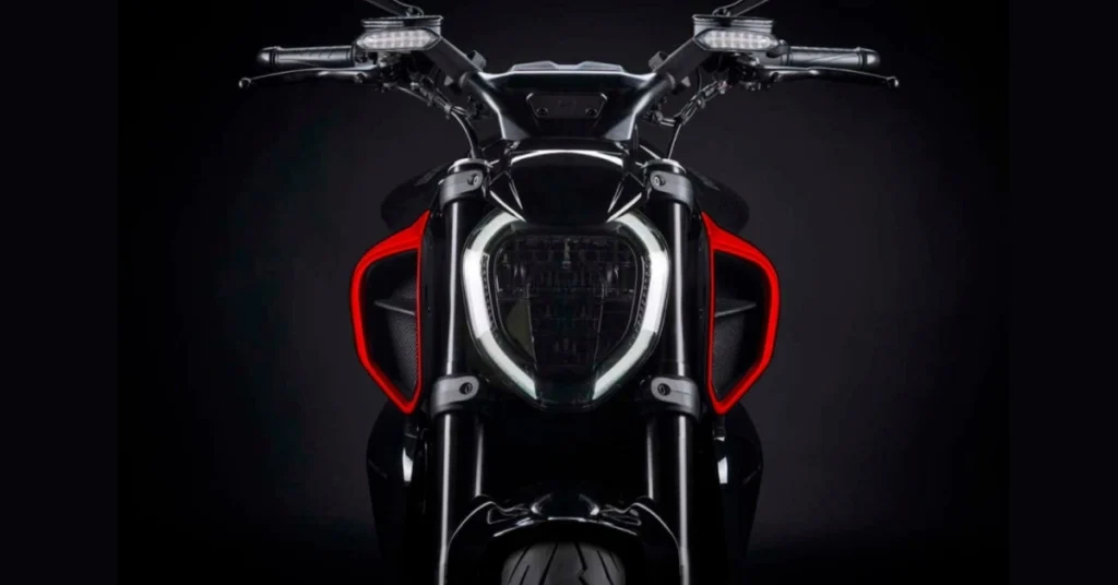 Diavel V4 RS
